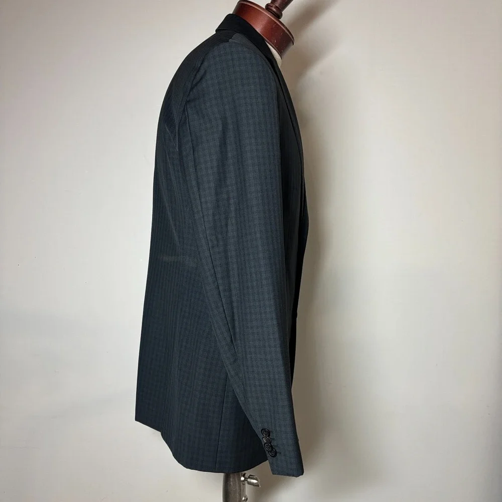 BOSS HUGO $649 Virgin Wool Blazer Dark Gray Check Two-Button US‎ 38R MINT